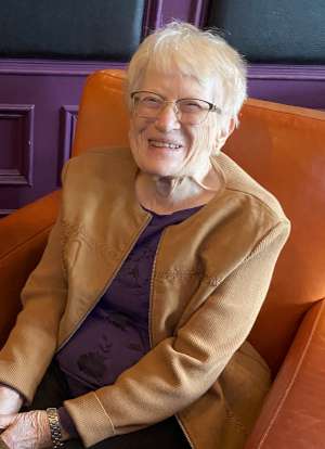 SMITH: Sylvia C. (Looker) of New Hamburg formerly of Exeter. SMITH: Sylvia C. (Looker) of New Hamburg formerly of Exeter.