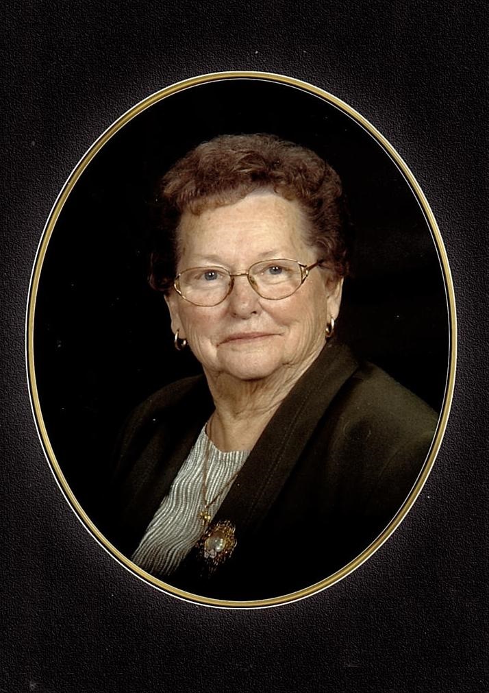 WEBB: Doreen Gertrude (McClinchey)