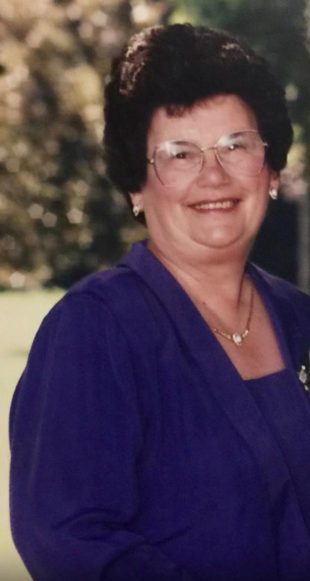 LINDENFIELD: Verlyn Eleanor (Gilmour)