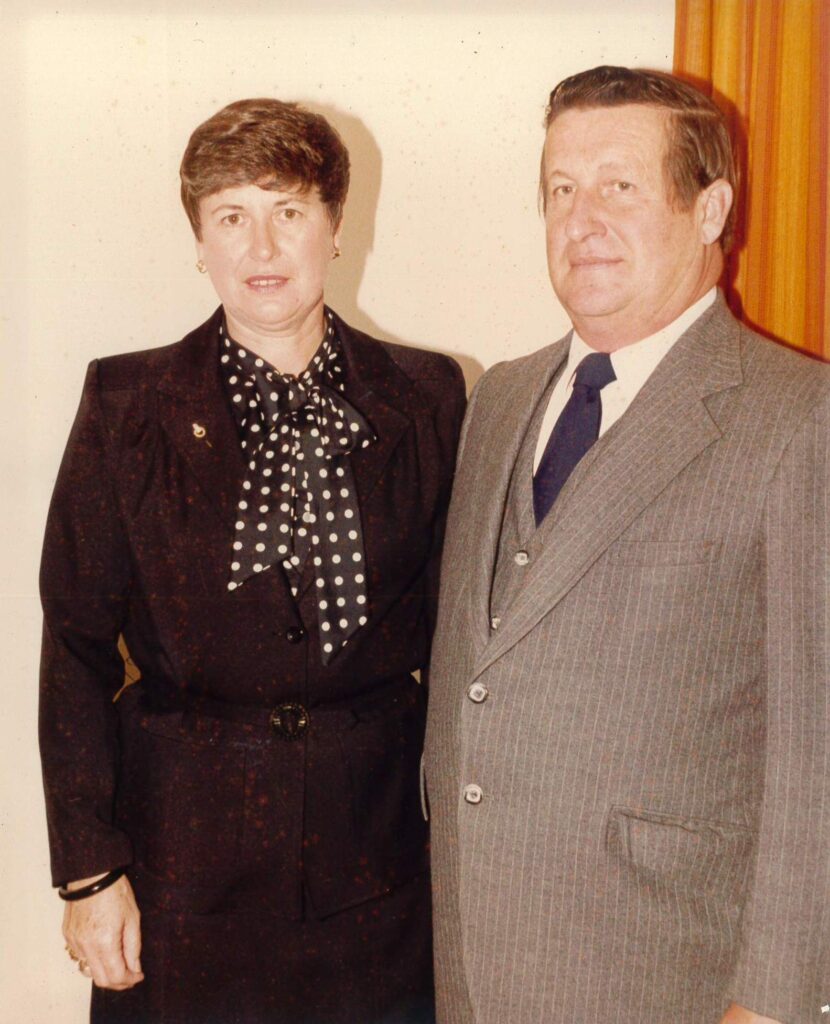 TIEMAN: Shirley Ruth (Smith)